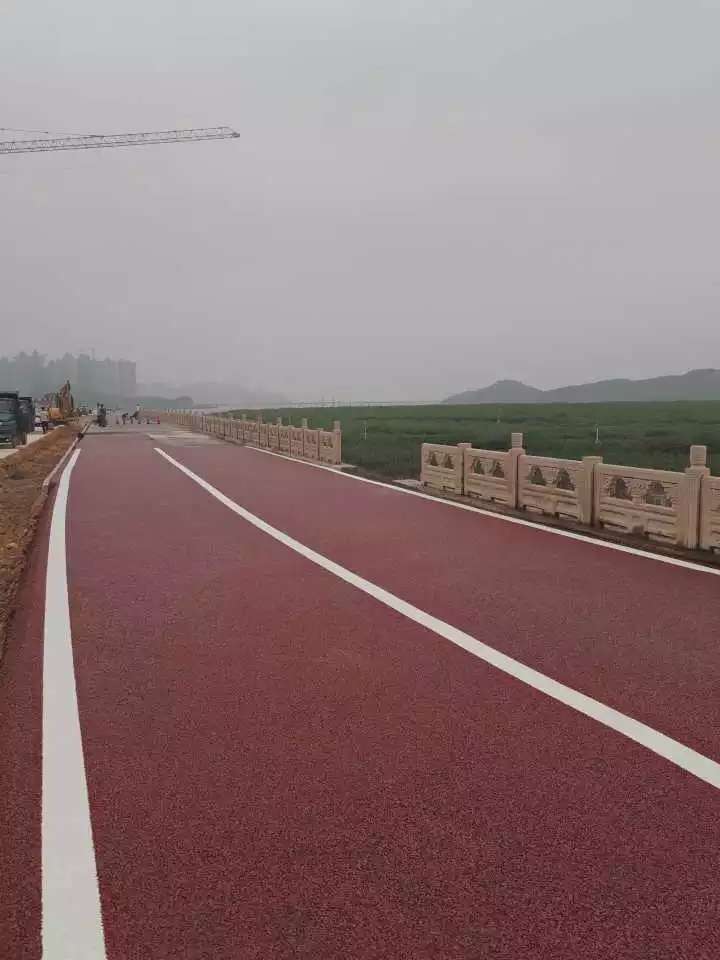 廠家直銷建筑模板，彩色瀝青專用鐵紅，色粉