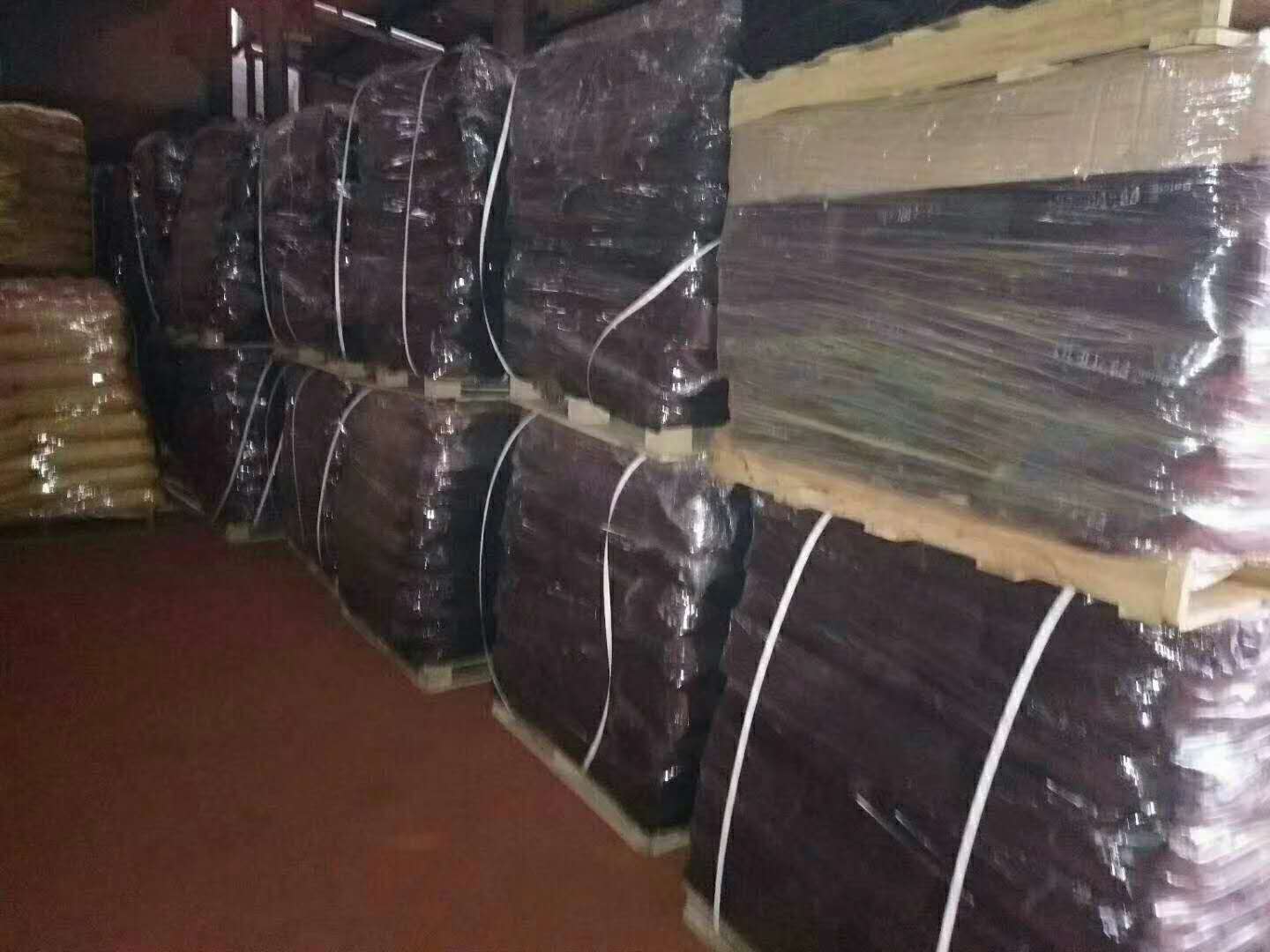 炭黑廠家，廣西炭黑，南寧黑粉，色素炭黑，玻璃膠專用炭黑